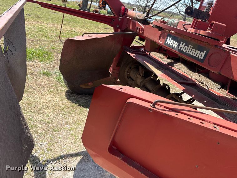 image for item OB9559 2005 New Holland Discbine 1432 swather / windrower