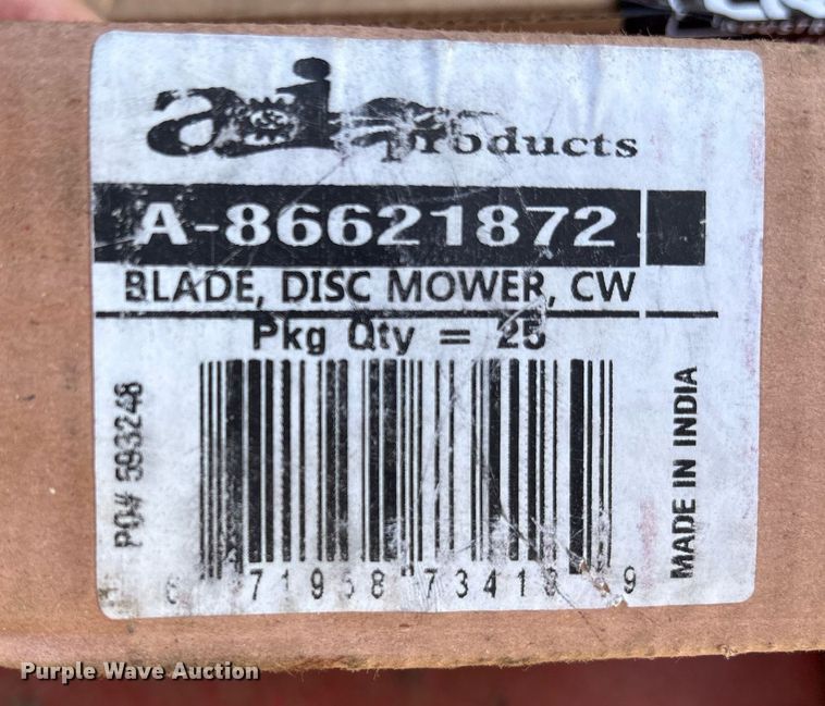 image for item OB9559 2005 New Holland Discbine 1432 swather / windrower