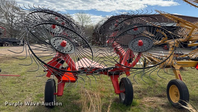 image for item OB9563 Kuhn SR 108 Gii hay rake