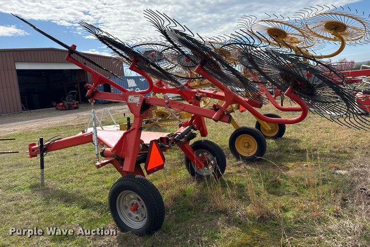 image for item OB9563 Kuhn SR 108 Gii hay rake