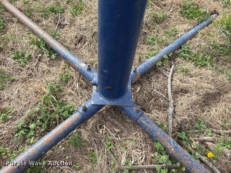 image for item OB9568 Lewis Cattle Oiler Co cattle rub