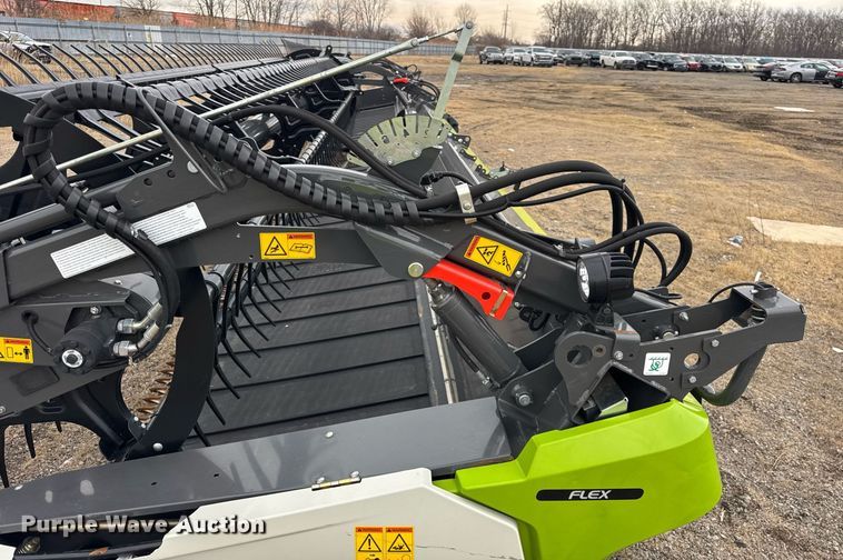 image for item YA0367 2021 Claas Convio Flex 1380 flex draper head