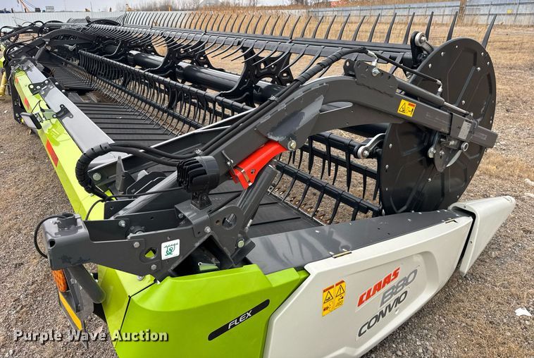 image for item YA0367 2021 Claas Convio Flex 1380 flex draper head