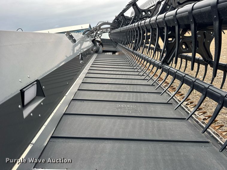 image for item YA0367 2021 Claas Convio Flex 1380 flex draper head