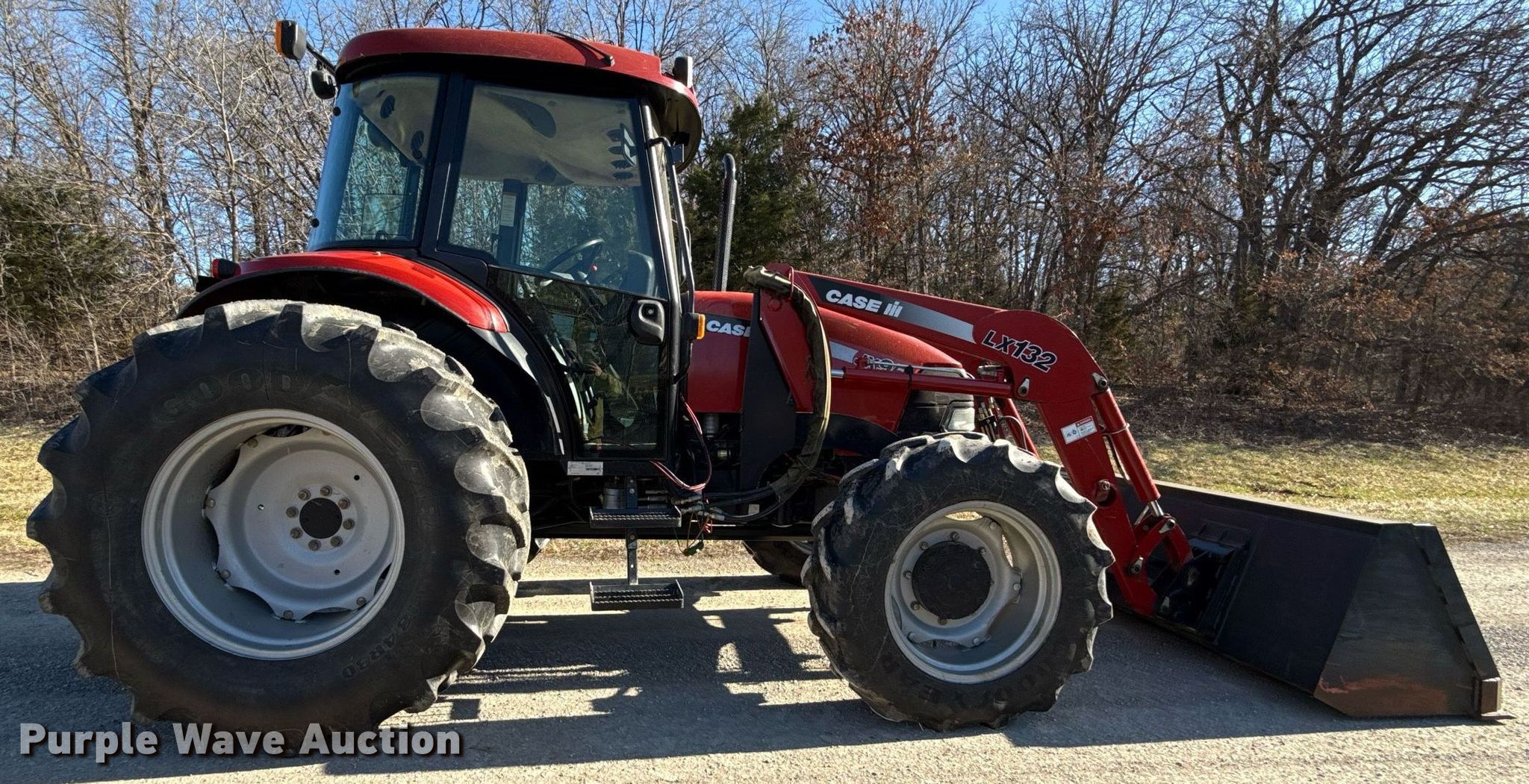 2004 Case IH JX95 MFWD tractor in Cameron, MO | Item ED4077