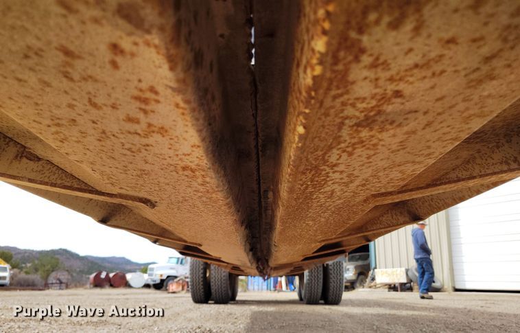 image for item BI9774 1979 Timpte 301-A bottom dump trailer