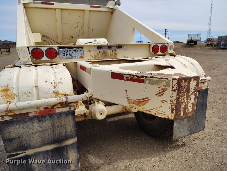 image for item BI9774 1979 Timpte 301-A bottom dump trailer