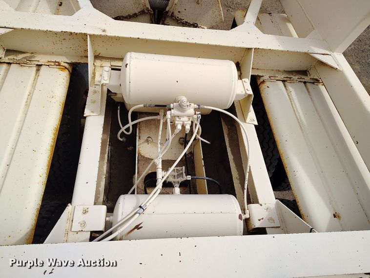 image for item BI9774 1979 Timpte 301-A bottom dump trailer