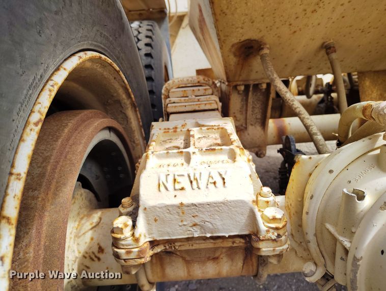 image for item BI9774 1979 Timpte 301-A bottom dump trailer