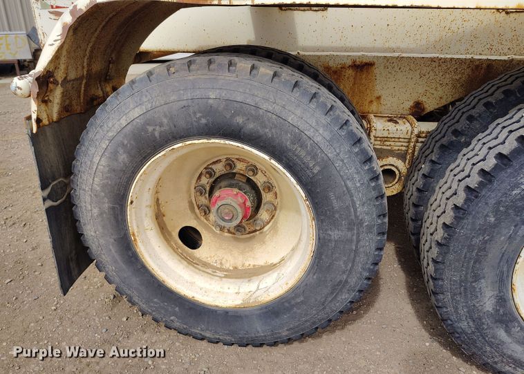 image for item BI9774 1979 Timpte 301-A bottom dump trailer