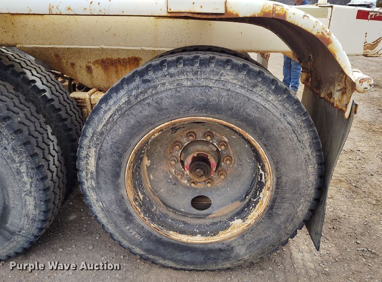 image for item BI9774 1979 Timpte 301-A bottom dump trailer