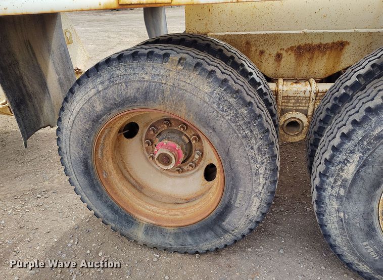image for item BI9774 1979 Timpte 301-A bottom dump trailer