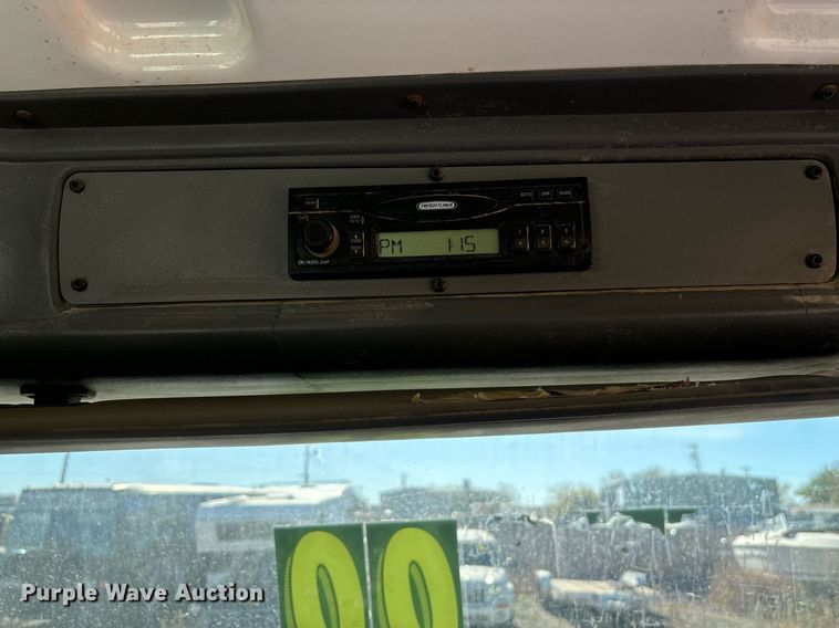 image for item DH8641 2005 Sterling  Condor refuse truck