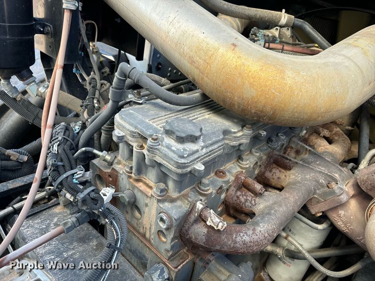 image for item DH8641 2005 Sterling  Condor refuse truck