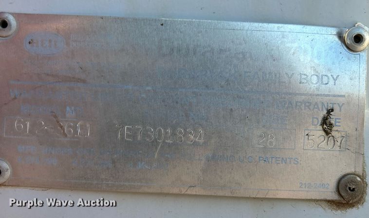 image for item DH8641 2005 Sterling  Condor refuse truck