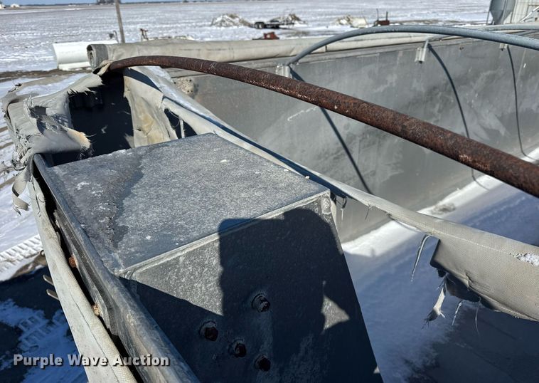 image for item DH9847 1995 East Trailer end dump trailer