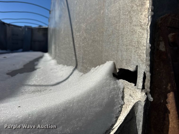 image for item DH9847 1995 East Trailer end dump trailer