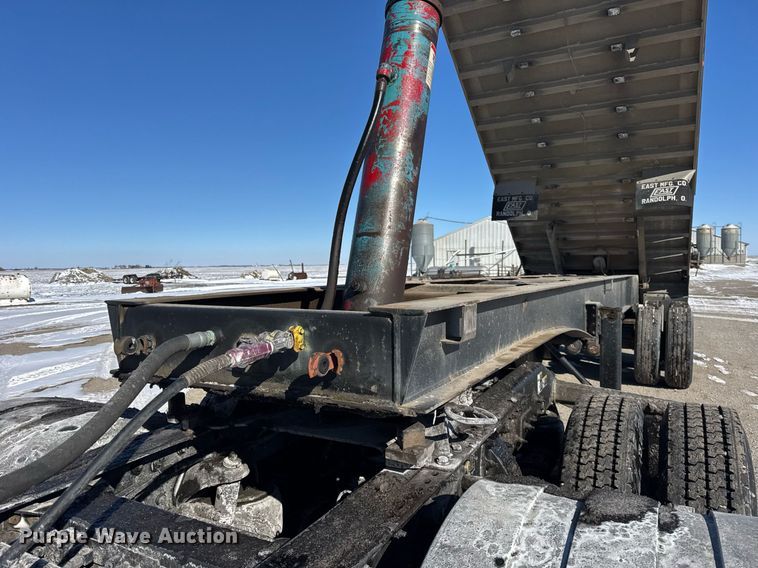 image for item DH9847 1995 East Trailer end dump trailer