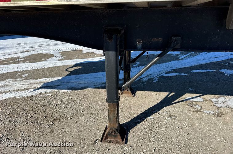 image for item DH9847 1995 East Trailer end dump trailer