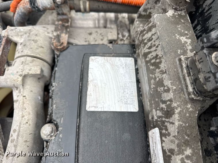 image for item DH9879 2015 Freightliner Cascadia semi truck