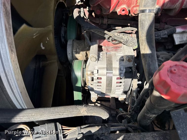 image for item DH9891 2012 Mack CXU semi truck