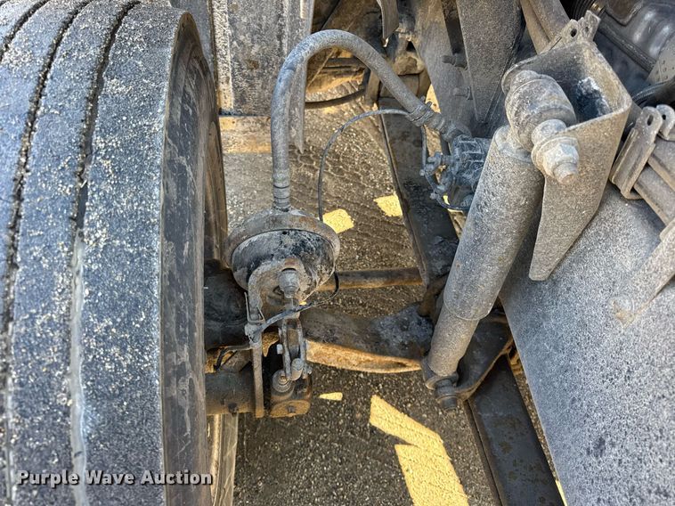 image for item DH9891 2012 Mack CXU semi truck