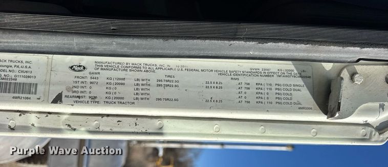 image for item DH9891 2012 Mack CXU semi truck