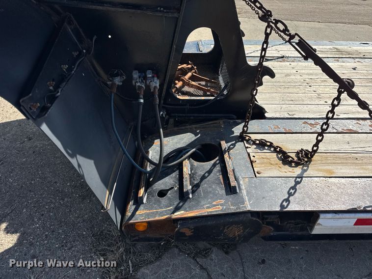 image for item DH9893 2007 Landoll lowboy equipment trailer