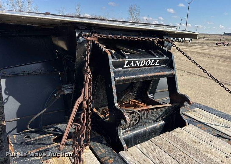 image for item DH9893 2007 Landoll lowboy equipment trailer