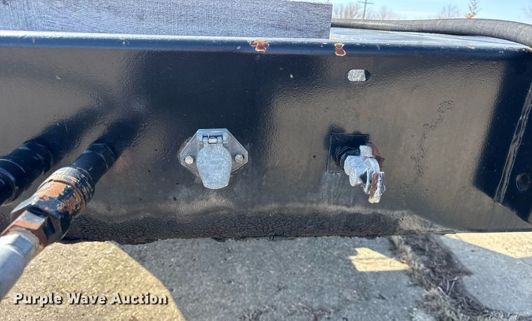 image for item DH9893 2007 Landoll lowboy equipment trailer