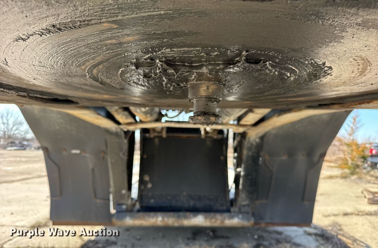 image for item DH9893 2007 Landoll lowboy equipment trailer