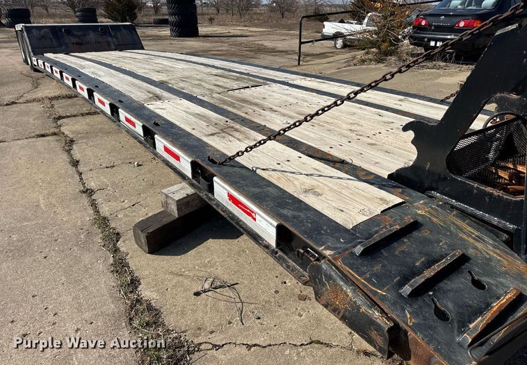 image for item DH9893 2007 Landoll lowboy equipment trailer