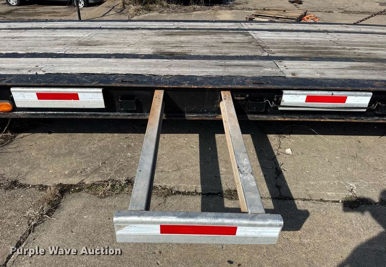 image for item DH9893 2007 Landoll lowboy equipment trailer