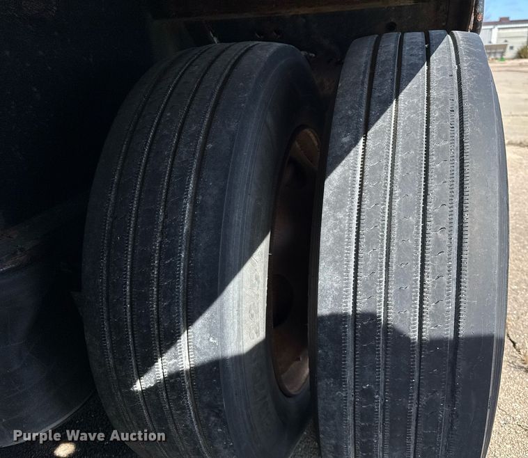 image for item DH9893 2007 Landoll lowboy equipment trailer