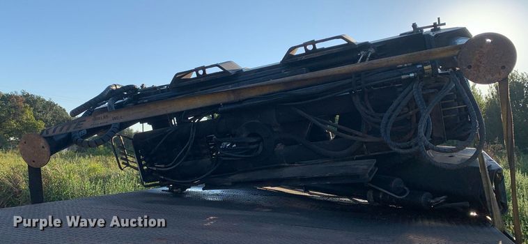 image for item DM1807 2004 Hiab 400-2 knuckle boom crane