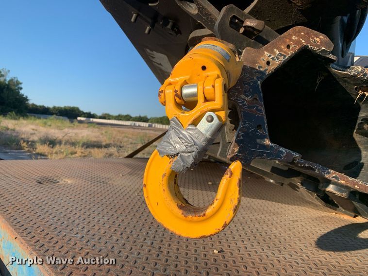 image for item DM1807 2004 Hiab 400-2 knuckle boom crane