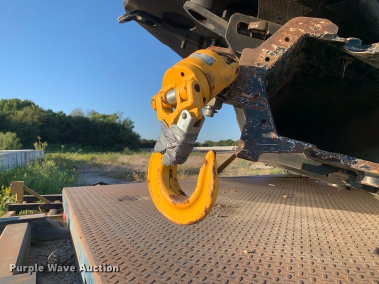 image for item DM1807 2004 Hiab 400-2 knuckle boom crane