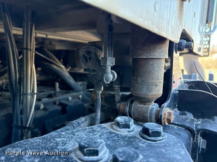 image for item DM5608 2015 Kenworth T880 semi truck