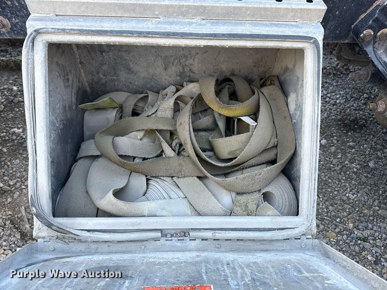 image for item DM5608 2015 Kenworth T880 semi truck