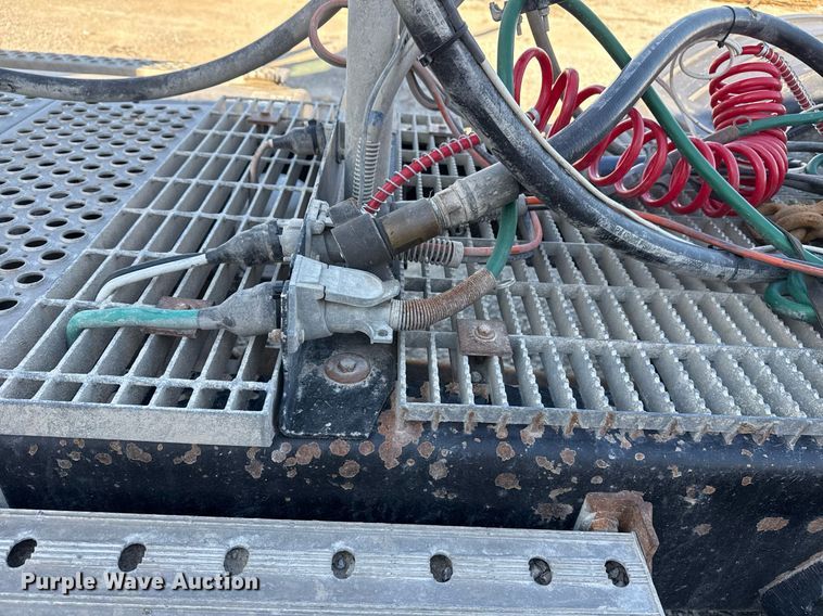 image for item DM5608 2015 Kenworth T880 semi truck