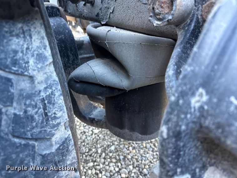 image for item DM5608 2015 Kenworth T880 semi truck