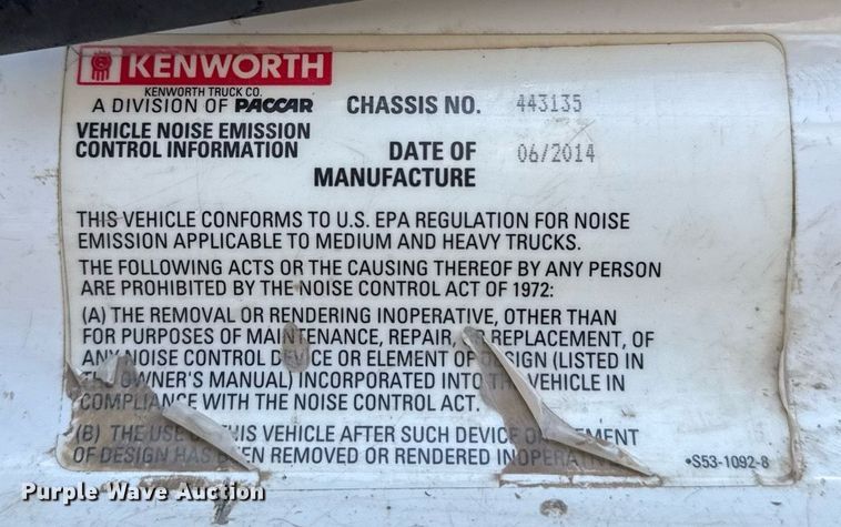 image for item DM5608 2015 Kenworth T880 semi truck