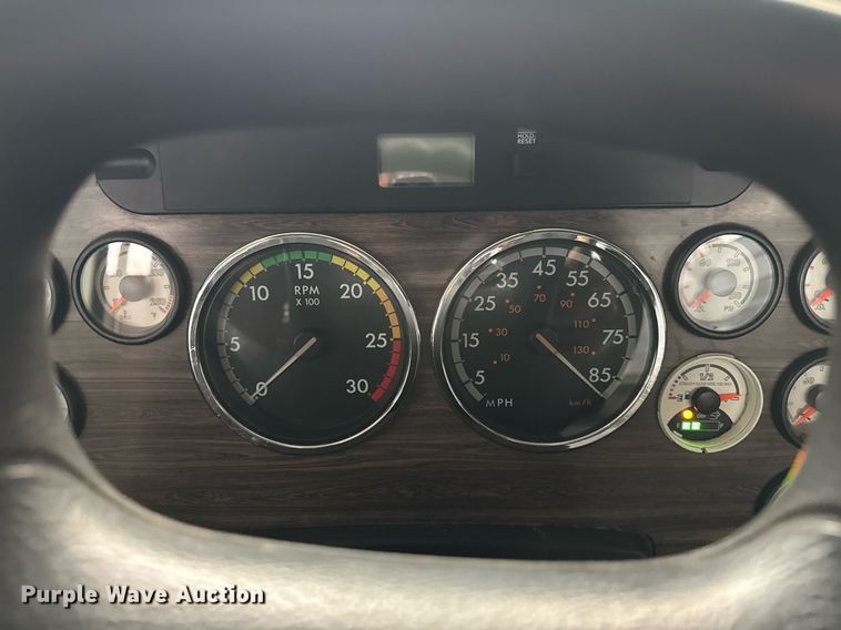 image for item DM5632 2013 Freightliner Coronado semi truck