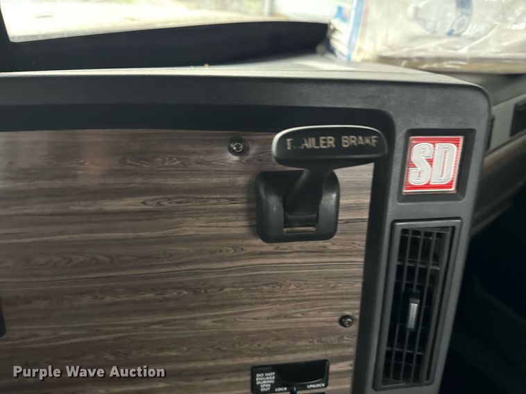 image for item DM5632 2013 Freightliner Coronado semi truck