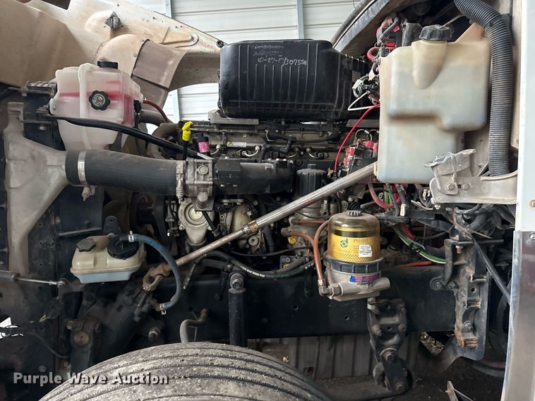 image for item DM5632 2013 Freightliner Coronado semi truck