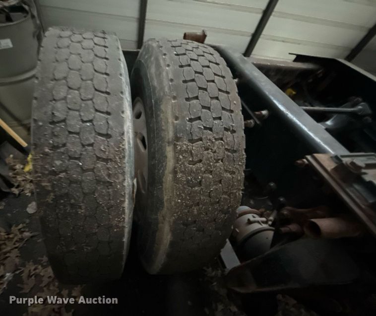 image for item DM5632 2013 Freightliner Coronado semi truck