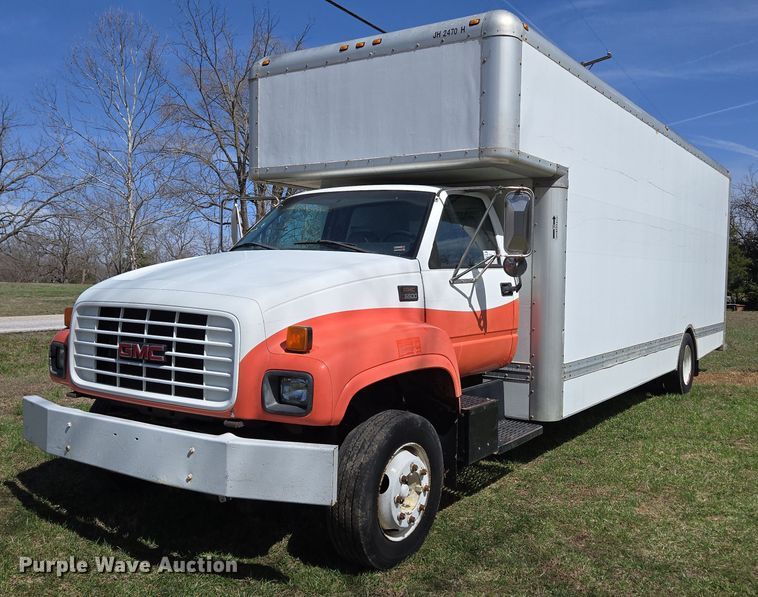 image for item DP6222 2000 GMC C6500 box truck