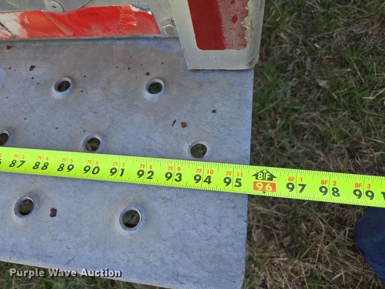 image for item DP6222 2000 GMC C6500 box truck