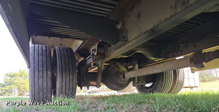 image for item DP6222 2000 GMC C6500 box truck