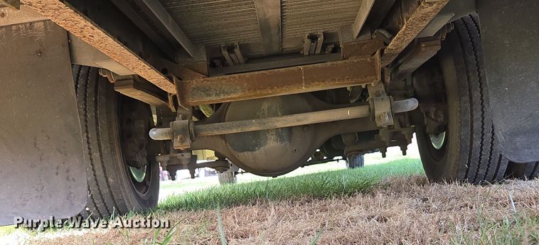 image for item DP6222 2000 GMC C6500 box truck